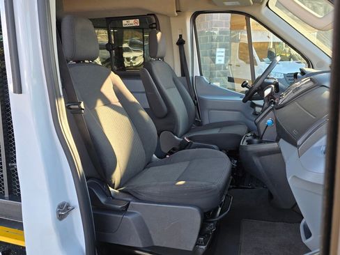 Used 2017 Ford Transit 350 XLT image 30