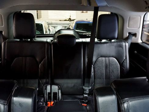 Used 2019 Ford Expedition Platinum image 81