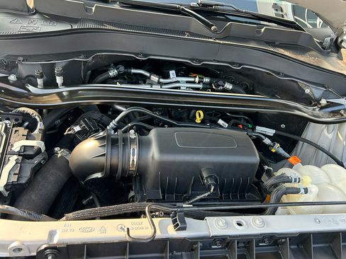 Used 2023 Ford Explorer Limited image 24