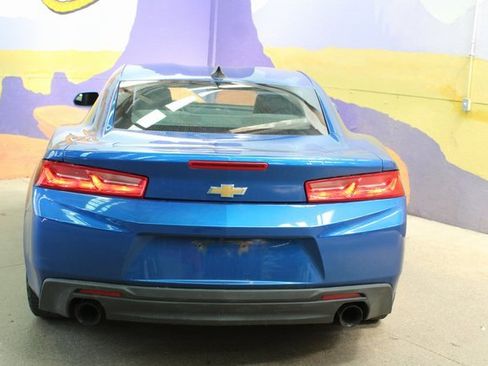 Used 2017 Chevrolet Camaro LT image 6