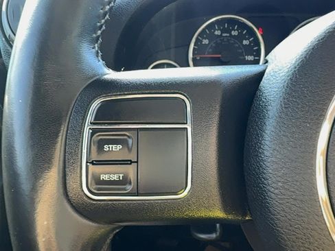 Used 2015 Jeep Wrangler Unlimited Sport AWD/4WD image 13