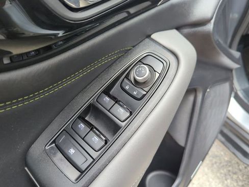 Used 2025 Subaru Outback Onyx Edition AWD/4WD image 16