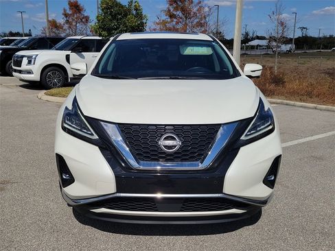 Used 2024 Nissan Murano SL image 10