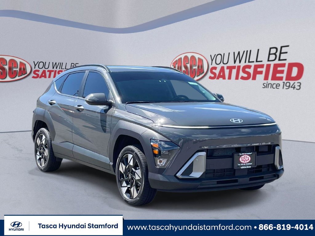 Certified 2025 Hyundai Kona SEL AWD/4WD image 1