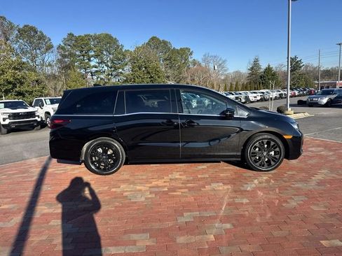 Certified 2025 Honda Odyssey Sport-L image 37