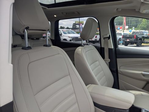 Used 2018 Ford Escape SEL FWD image 26