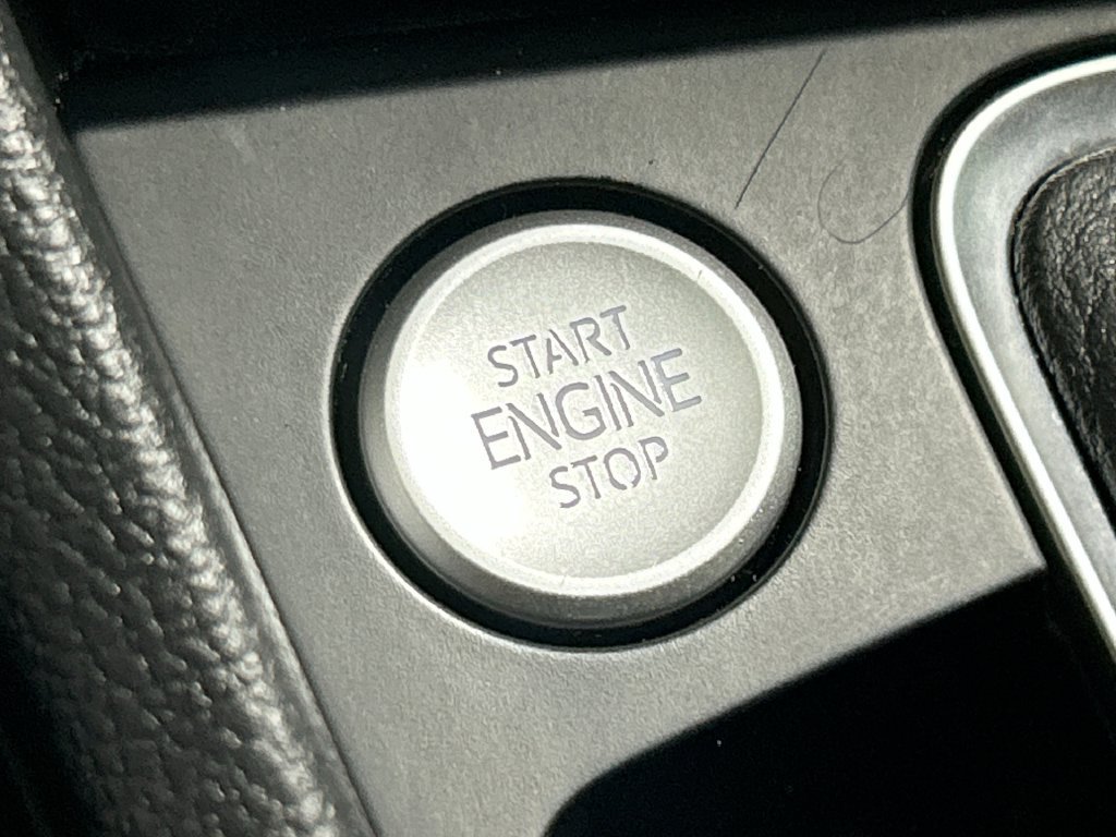 Used 2022 Volkswagen Jetta SE FWD image 12