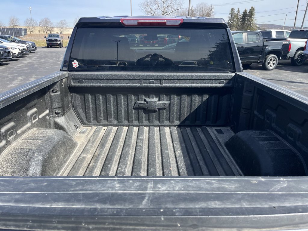 Used 2022 Chevrolet Silverado 1500 RST AWD/4WD image 24