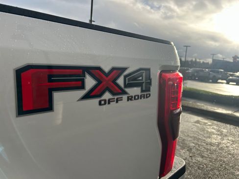 Used 2019 Ford F350 Platinum w/ Platinum Ultimate Package image 32