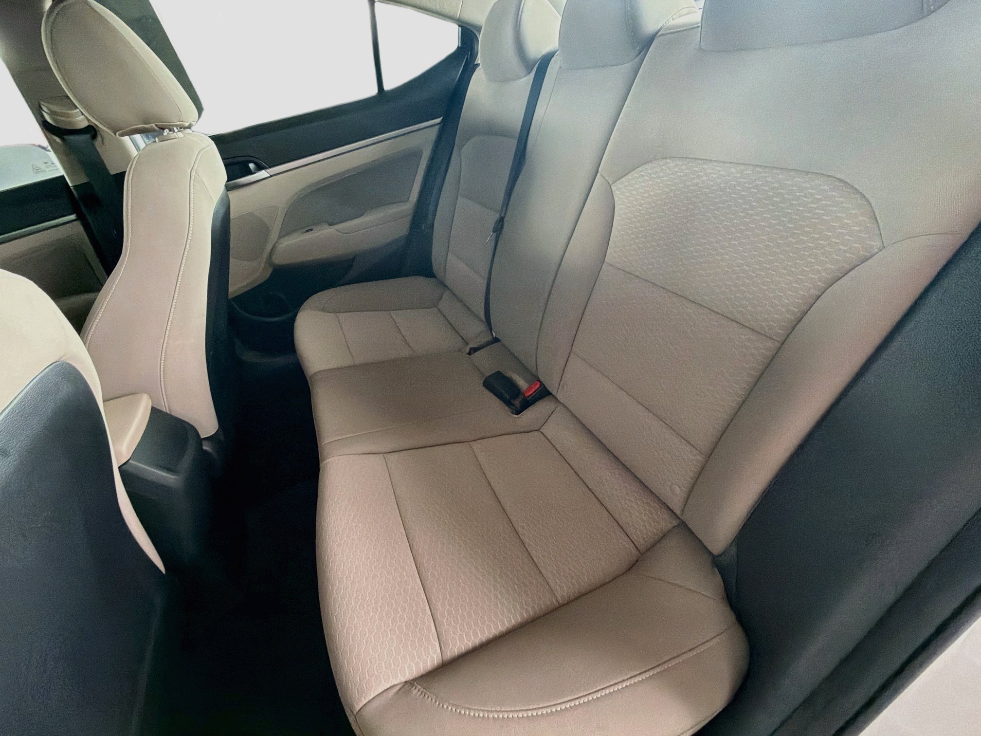Used 2020 Hyundai Elantra SEL FWD image 26