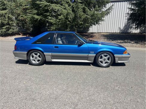 Used 1993 Ford Mustang GT RWD image 2