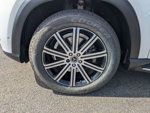 Certified 2024 Mercedes-Benz GLE 350 4MATIC image 11