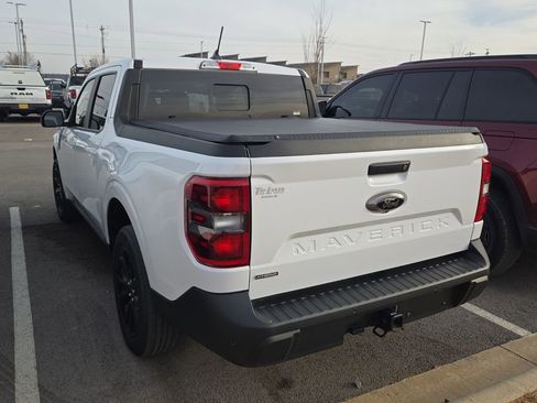 Used 2024 Ford Maverick Lariat w/ Black Appearance Package image 2