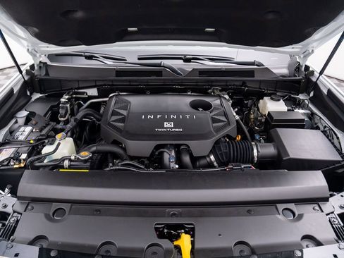 New 2026 INFINITI QX80 4WD w/ Sport Exterior Package image 29