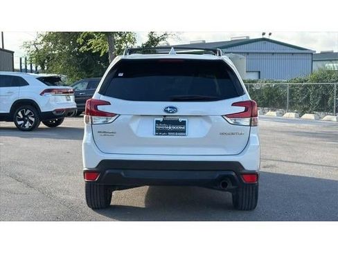 Used 2022 Subaru Forester Limited AWD/4WD image 7