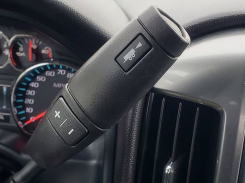 Used 2018 Chevrolet Silverado 1500 LT image 21