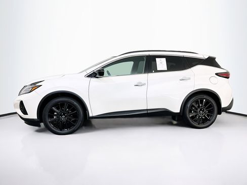 Used 2023 Nissan Murano SV w/ SV Midnight Edition Package image 4
