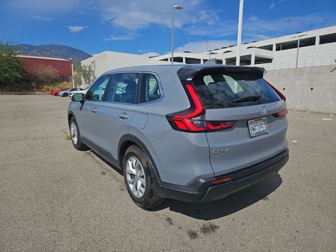 Used 2024 Honda CR-V LX image 6