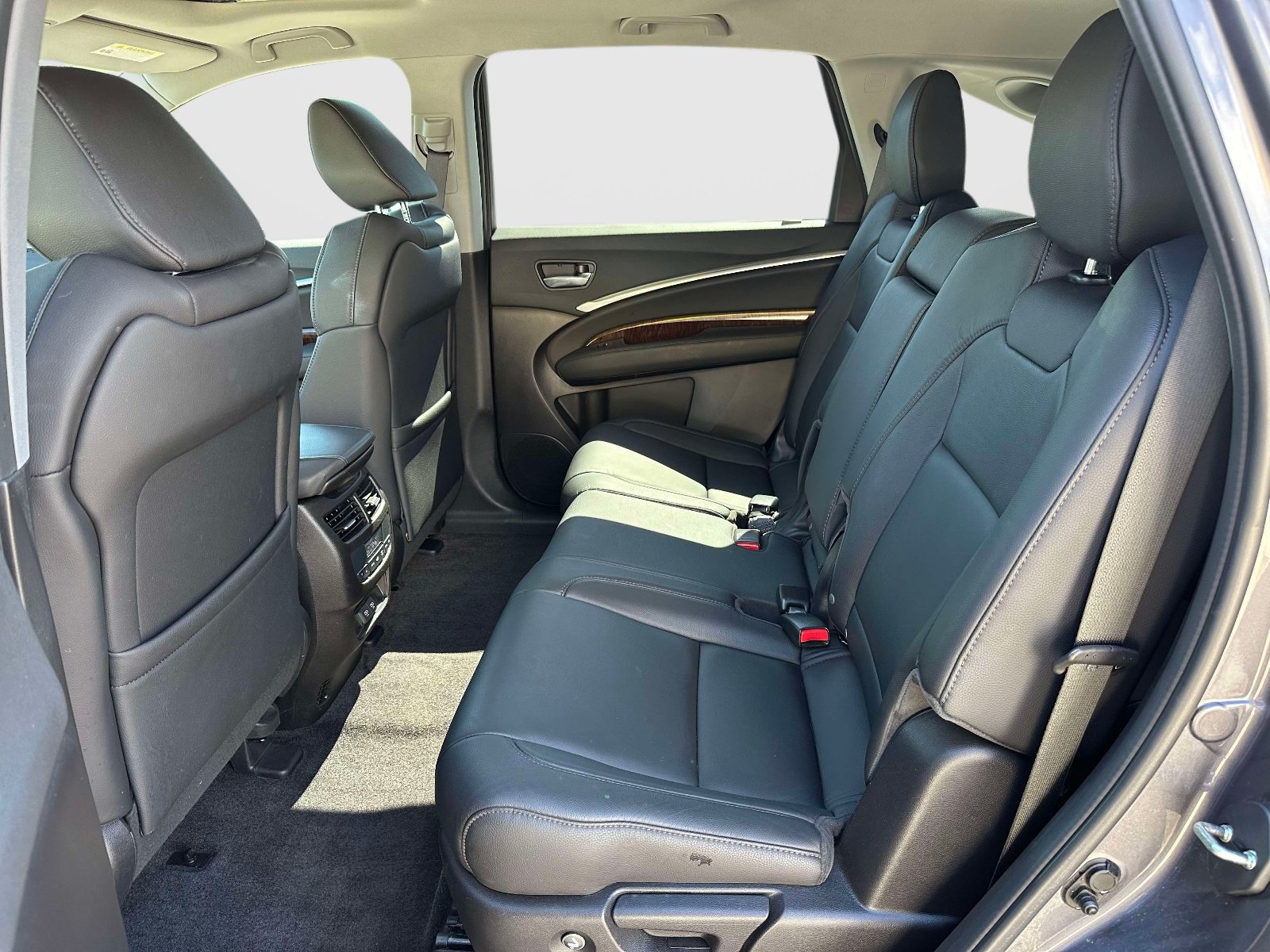 Used 2018 Acura MDX w/ Technology Package AWD/4WD image 14