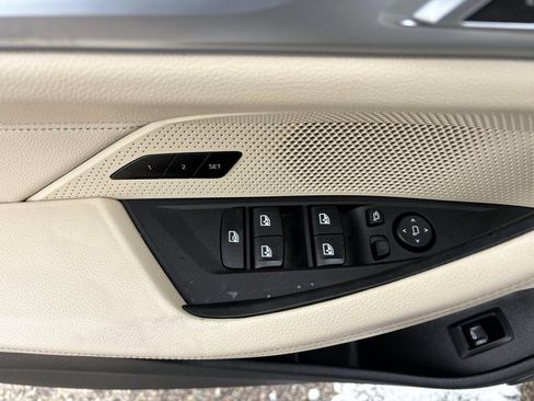 Certified 2022 BMW i4 eDrive40 w/ M Sport Package image 13