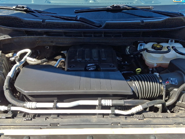 Used 2022 Chevrolet Silverado 1500 Custom Trail Boss w/ LPO, Dark Essentials Package AWD/4WD image 26