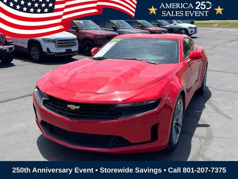 Used 2022 Chevrolet Camaro LT RWD image 2