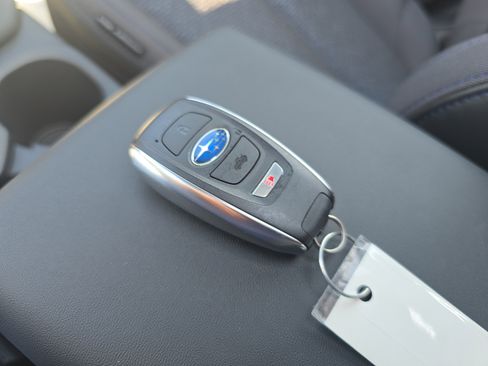 Used 2025 Subaru Forester Premium AWD/4WD image 36