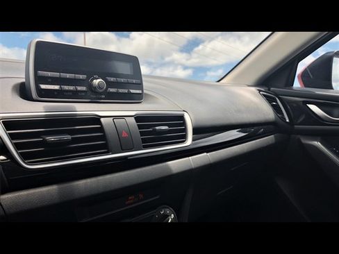 Used 2014 MAZDA MAZDA3 i Sport FWD image 11