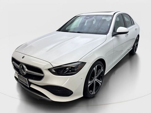 Used 2025 Mercedes-Benz C 300 Sedan image 2