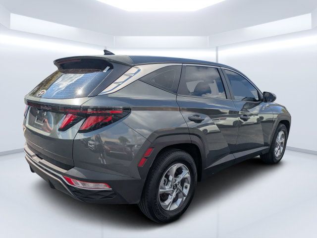 Used 2022 Hyundai Tucson SE FWD image 3