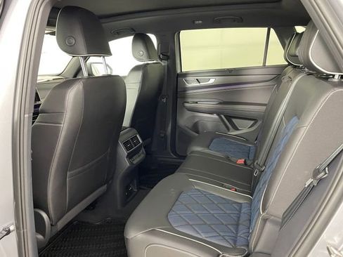 New 2025 Volkswagen Atlas Cross Sport SEL Premium R-Line AWD/4WD image 4