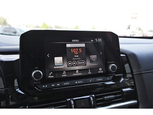 New 2025 Nissan Pathfinder SV w/ SV Premium Package image 23