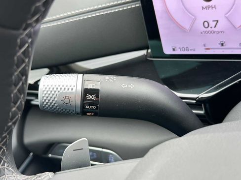 Used 2025 Genesis GV80 2.5T Standard image 34