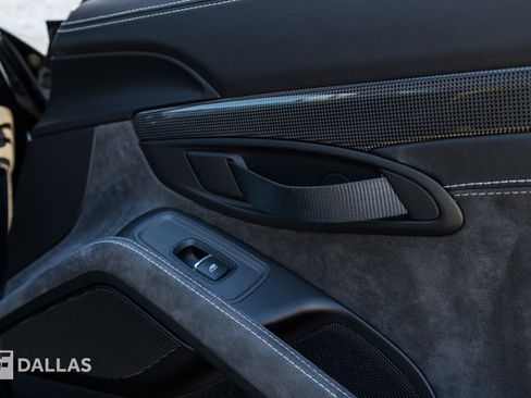 Used 2018 Porsche 911 GT2 RS RWD image 41
