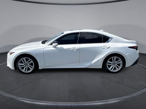 Used 2023 Lexus IS 300 w/ Comfort Package RWD image 5