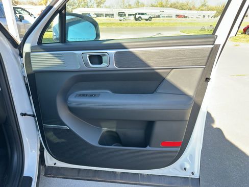 New 2025 Hyundai Santa Fe Limited image 29