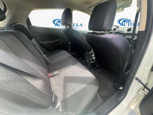 Used 2014 MAZDA MAZDA2 Sport FWD image 12