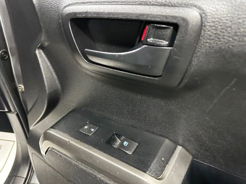 Used 2021 Toyota Tacoma SR5 image 31