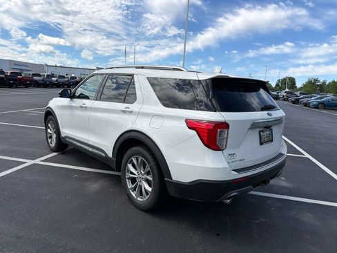 Used 2021 Ford Explorer Limited w/ Equipment Group 301A AWD/4WD image 4