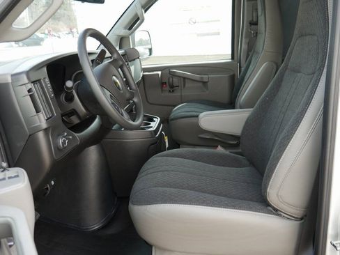 New 2025 Chevrolet Express 2500 w/ Enhanced Convenience Package RWD image 7