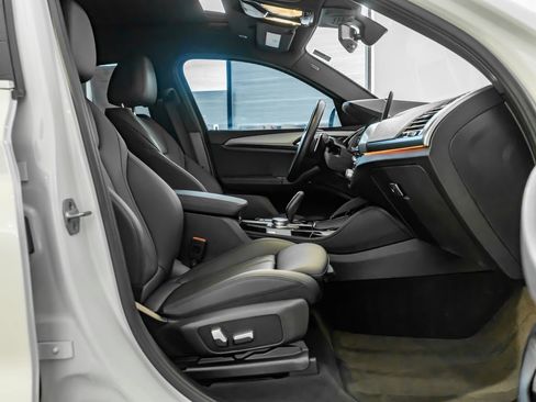 Used 2021 BMW X4 xDrive30i w/ Premium Package 3 AWD/4WD image 30