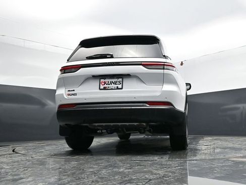 New 2026 Jeep Grand Cherokee Altitude AWD/4WD image 48
