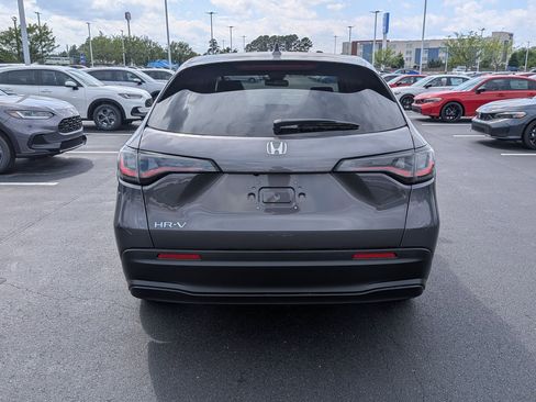 New 2026 Honda HR-V LX image 4