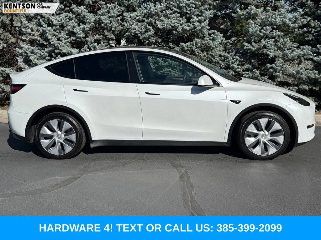 Used 2023 Tesla Model Y Long Range AWD/4WD image 10