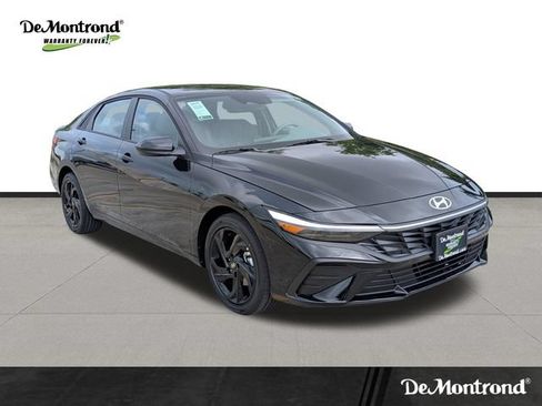 New 2026 Hyundai Elantra Sport FWD image 3