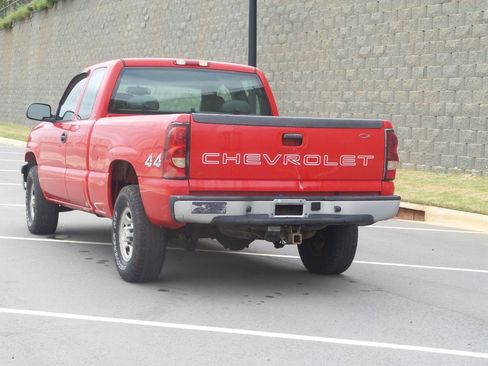 Used 2004 Chevrolet Silverado 1500 W/T image 9