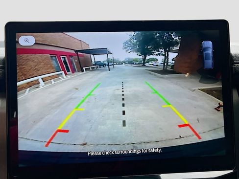 Used 2024 Ford Expedition XLT image 14