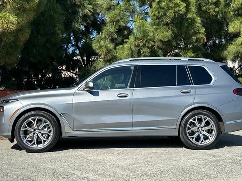 Used 2023 BMW X7 xDrive40i AWD/4WD image 7