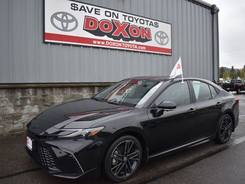 Certified 2025 Toyota Camry XSE w/ Premium Plus Package AWD/4WD image 1