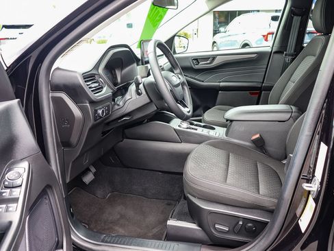 Certified 2023 Ford Escape Active FWD image 18